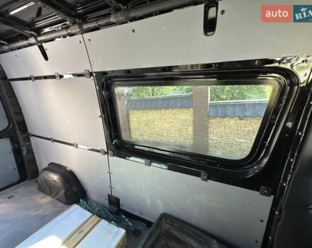 Чорний Мерседес Sprinter, об'ємом двигуна 2.14 л та пробігом 189 тис. км за 23999 $, фото 24 на Automoto.ua