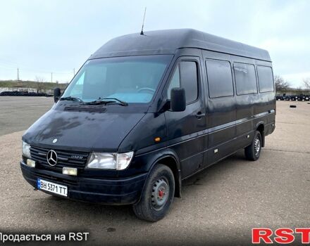 Черный Мерседес Sprinter, объемом двигателя 2.9 л и пробегом 647 тыс. км за 5000 $, фото 1 на Automoto.ua