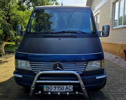 Черный Мерседес Sprinter, объемом двигателя 2.9 л и пробегом 873 тыс. км за 3500 $, фото 4 на Automoto.ua