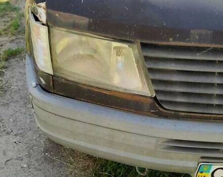 Черный Мерседес Sprinter, объемом двигателя 2.3 л и пробегом 400 тыс. км за 3500 $, фото 7 на Automoto.ua