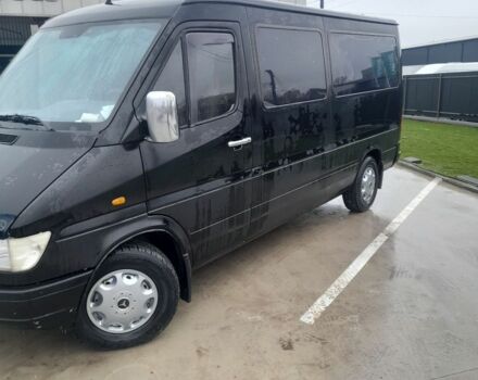 Черный Мерседес Sprinter, объемом двигателя 2.9 л и пробегом 550 тыс. км за 1891 $, фото 1 на Automoto.ua
