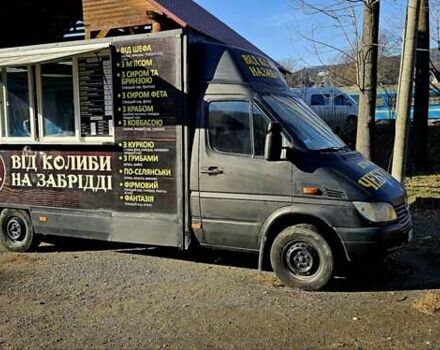 Черный Мерседес Sprinter, объемом двигателя 2.1 л и пробегом 299 тыс. км за 16500 $, фото 23 на Automoto.ua