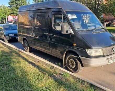 Черный Мерседес Sprinter, объемом двигателя 2.9 л и пробегом 306 тыс. км за 7500 $, фото 7 на Automoto.ua