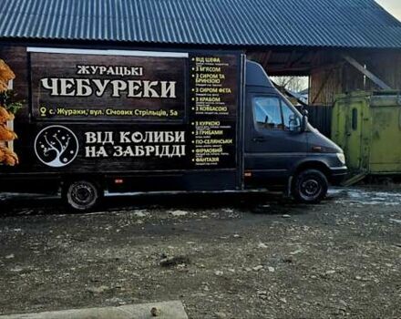 Черный Мерседес Sprinter, объемом двигателя 2.1 л и пробегом 299 тыс. км за 16500 $, фото 6 на Automoto.ua