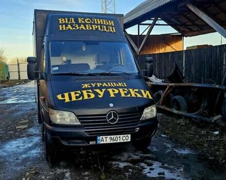 Черный Мерседес Sprinter, объемом двигателя 2.1 л и пробегом 299 тыс. км за 16500 $, фото 4 на Automoto.ua