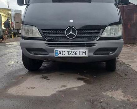 Черный Мерседес Sprinter, объемом двигателя 2.69 л и пробегом 591 тыс. км за 11000 $, фото 14 на Automoto.ua
