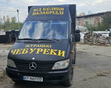 Черный Мерседес Sprinter, объемом двигателя 2.1 л и пробегом 299 тыс. км за 16500 $, фото 24 на Automoto.ua