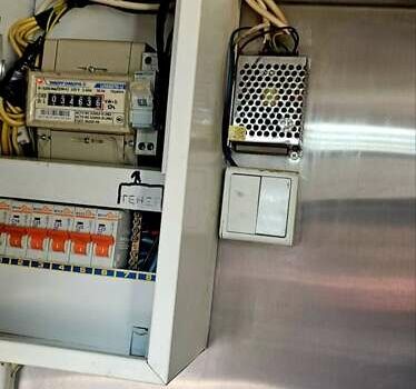 Черный Мерседес Sprinter, объемом двигателя 2.1 л и пробегом 299 тыс. км за 16500 $, фото 11 на Automoto.ua