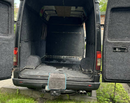 Черный Мерседес Sprinter, объемом двигателя 2.15 л и пробегом 780 тыс. км за 6150 $, фото 6 на Automoto.ua