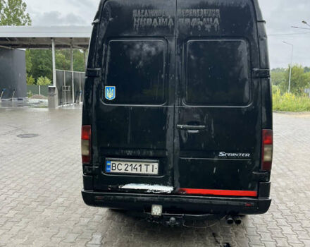 Черный Мерседес Sprinter, объемом двигателя 2.15 л и пробегом 780 тыс. км за 4650 $, фото 13 на Automoto.ua