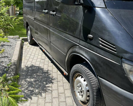Черный Мерседес Sprinter, объемом двигателя 2.15 л и пробегом 780 тыс. км за 4650 $, фото 26 на Automoto.ua