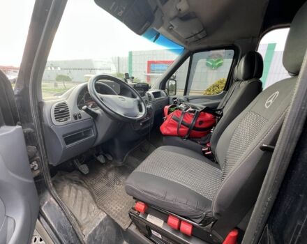 Черный Мерседес Sprinter, объемом двигателя 2.1 л и пробегом 450 тыс. км за 7500 $, фото 4 на Automoto.ua
