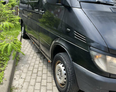 Черный Мерседес Sprinter, объемом двигателя 2.15 л и пробегом 780 тыс. км за 6150 $, фото 8 на Automoto.ua