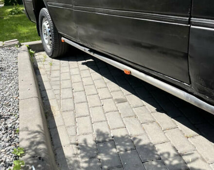 Черный Мерседес Sprinter, объемом двигателя 2.15 л и пробегом 780 тыс. км за 4650 $, фото 18 на Automoto.ua