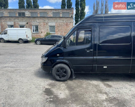 Черный Мерседес Sprinter, объемом двигателя 2.7 л и пробегом 938 тыс. км за 8500 $, фото 4 на Automoto.ua