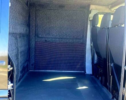 Черный Мерседес Sprinter, объемом двигателя 27 л и пробегом 321 тыс. км за 12800 $, фото 7 на Automoto.ua