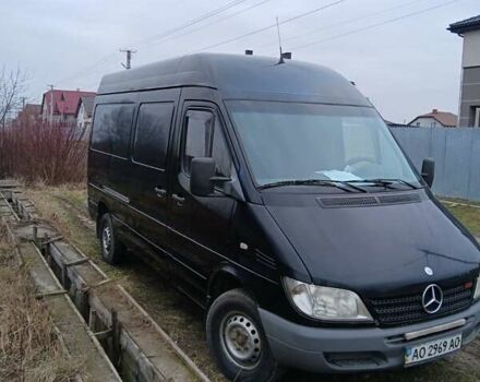 Черный Мерседес Sprinter, объемом двигателя 2.1 л и пробегом 724 тыс. км за 7000 $, фото 1 на Automoto.ua