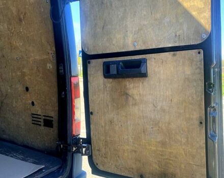 Черный Мерседес Sprinter, объемом двигателя 27 л и пробегом 321 тыс. км за 12800 $, фото 8 на Automoto.ua