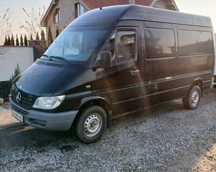 Черный Мерседес Sprinter, объемом двигателя 2.1 л и пробегом 724 тыс. км за 7000 $, фото 9 на Automoto.ua