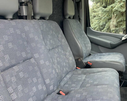 Черный Мерседес Sprinter, объемом двигателя 2.7 л и пробегом 298 тыс. км за 12999 $, фото 41 на Automoto.ua