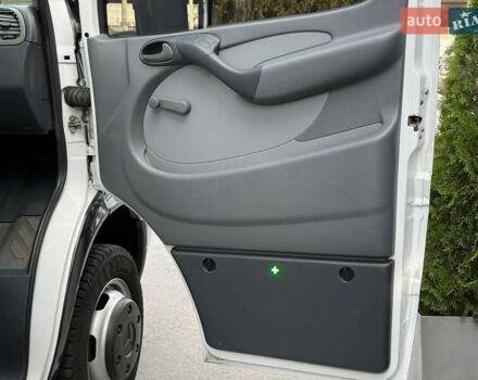 Черный Мерседес Sprinter, объемом двигателя 2.15 л и пробегом 320 тыс. км за 23000 $, фото 26 на Automoto.ua