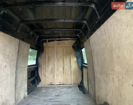 Черный Мерседес Sprinter, объемом двигателя 2.7 л и пробегом 298 тыс. км за 12999 $, фото 29 на Automoto.ua