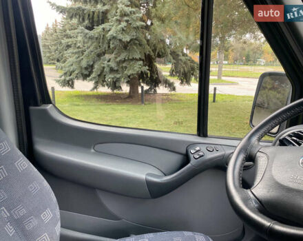 Черный Мерседес Sprinter, объемом двигателя 2.7 л и пробегом 298 тыс. км за 12999 $, фото 42 на Automoto.ua
