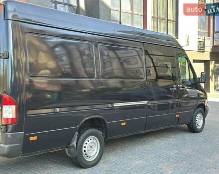 Черный Мерседес Sprinter, объемом двигателя 2.69 л и пробегом 296 тыс. км за 12950 $, фото 24 на Automoto.ua