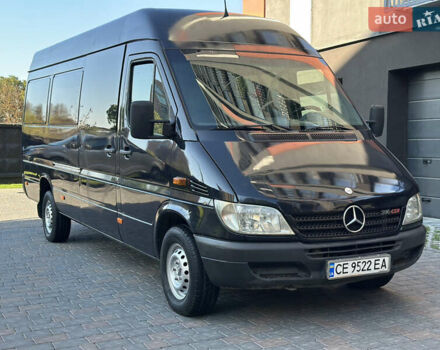 Черный Мерседес Sprinter, объемом двигателя 2.69 л и пробегом 296 тыс. км за 12950 $, фото 6 на Automoto.ua