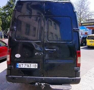 Черный Мерседес Sprinter, объемом двигателя 2.7 л и пробегом 400 тыс. км за 5000 $, фото 4 на Automoto.ua