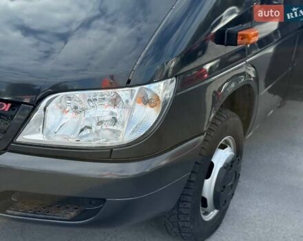 Черный Мерседес Sprinter, объемом двигателя 2.15 л и пробегом 320 тыс. км за 23000 $, фото 10 на Automoto.ua