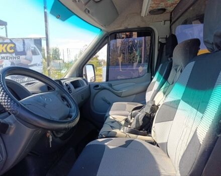 Черный Мерседес Sprinter, объемом двигателя 2.2 л и пробегом 280 тыс. км за 6000 $, фото 18 на Automoto.ua