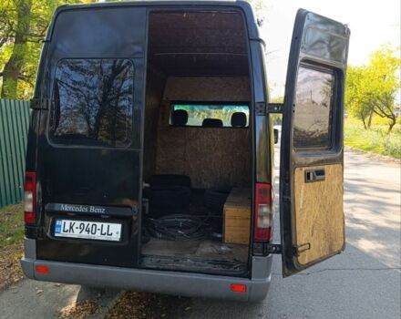 Черный Мерседес Sprinter, объемом двигателя 2.2 л и пробегом 280 тыс. км за 6000 $, фото 8 на Automoto.ua