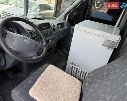 Черный Мерседес Sprinter, объемом двигателя 2.15 л и пробегом 320 тыс. км за 23000 $, фото 14 на Automoto.ua