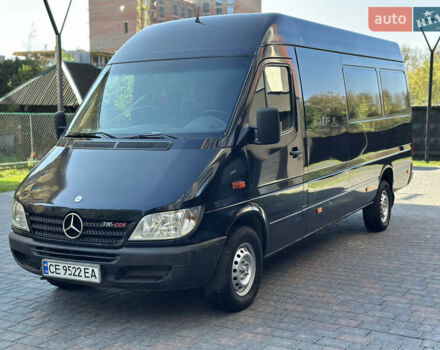 Черный Мерседес Sprinter, объемом двигателя 2.69 л и пробегом 296 тыс. км за 12950 $, фото 2 на Automoto.ua
