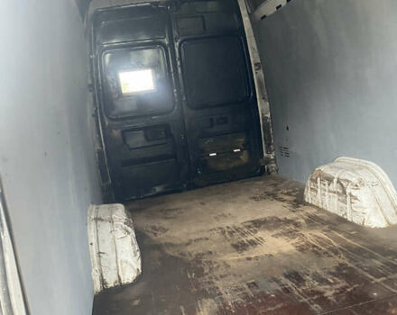 Черный Мерседес Sprinter, объемом двигателя 2.15 л и пробегом 390 тыс. км за 8900 $, фото 8 на Automoto.ua