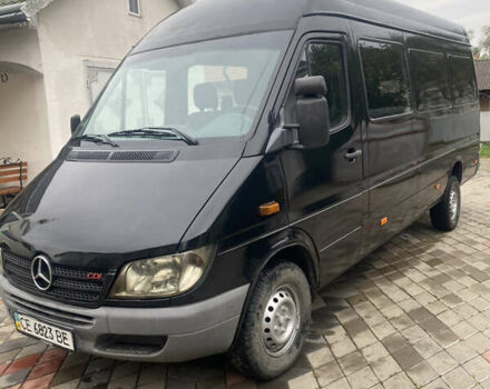 Черный Мерседес Sprinter, объемом двигателя 2.15 л и пробегом 390 тыс. км за 8900 $, фото 1 на Automoto.ua