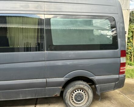 Черный Мерседес Sprinter, объемом двигателя 2.1 л и пробегом 650 тыс. км за 7000 $, фото 2 на Automoto.ua