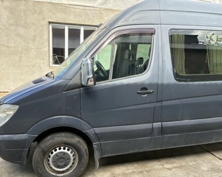 Черный Мерседес Sprinter, объемом двигателя 2.1 л и пробегом 650 тыс. км за 7000 $, фото 1 на Automoto.ua
