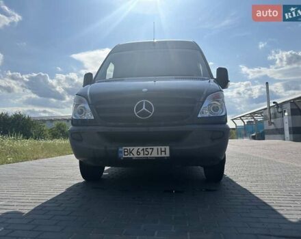 Черный Мерседес Sprinter, объемом двигателя 3 л и пробегом 370 тыс. км за 21900 $, фото 7 на Automoto.ua