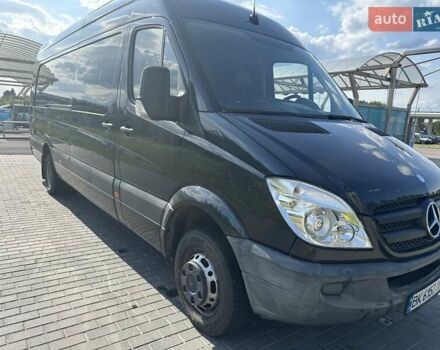 Черный Мерседес Sprinter, объемом двигателя 3 л и пробегом 370 тыс. км за 21900 $, фото 4 на Automoto.ua