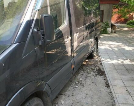 Черный Мерседес Sprinter, объемом двигателя 0 л и пробегом 300 тыс. км за 13000 $, фото 3 на Automoto.ua