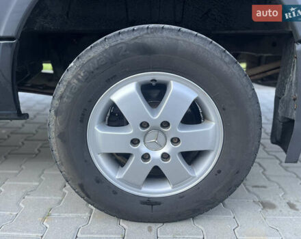Черный Мерседес Sprinter, объемом двигателя 2.99 л и пробегом 700 тыс. км за 20999 $, фото 12 на Automoto.ua