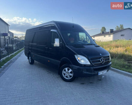 Черный Мерседес Sprinter, объемом двигателя 2.99 л и пробегом 700 тыс. км за 20999 $, фото 1 на Automoto.ua