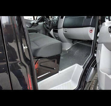 Чорний Мерседес Sprinter, об'ємом двигуна 2.14 л та пробігом 350 тис. км за 20000 $, фото 22 на Automoto.ua