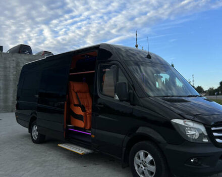 Чорний Мерседес Sprinter, об'ємом двигуна 2.99 л та пробігом 465 тис. км за 58950 $, фото 2 на Automoto.ua