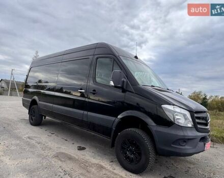 Черный Мерседес Sprinter, объемом двигателя 30 л и пробегом 194 тыс. км за 37300 $, фото 4 на Automoto.ua
