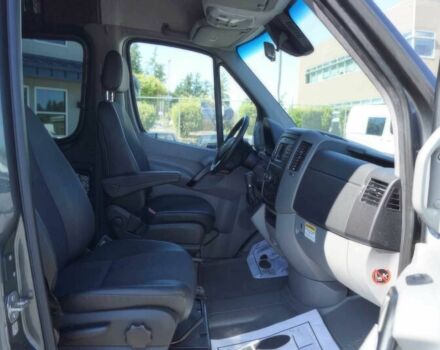 Черный Мерседес Sprinter, объемом двигателя 3 л и пробегом 79 тыс. км за 10000 $, фото 9 на Automoto.ua