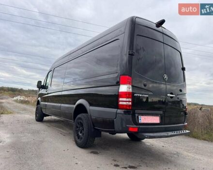 Черный Мерседес Sprinter, объемом двигателя 30 л и пробегом 194 тыс. км за 37300 $, фото 2 на Automoto.ua