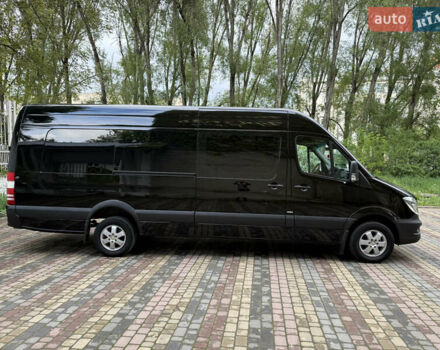 Черный Мерседес Sprinter, объемом двигателя 3 л и пробегом 370 тыс. км за 41871 $, фото 17 на Automoto.ua